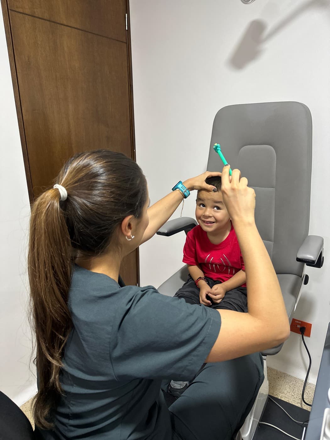 Valoración de la visión de un niño en consulta